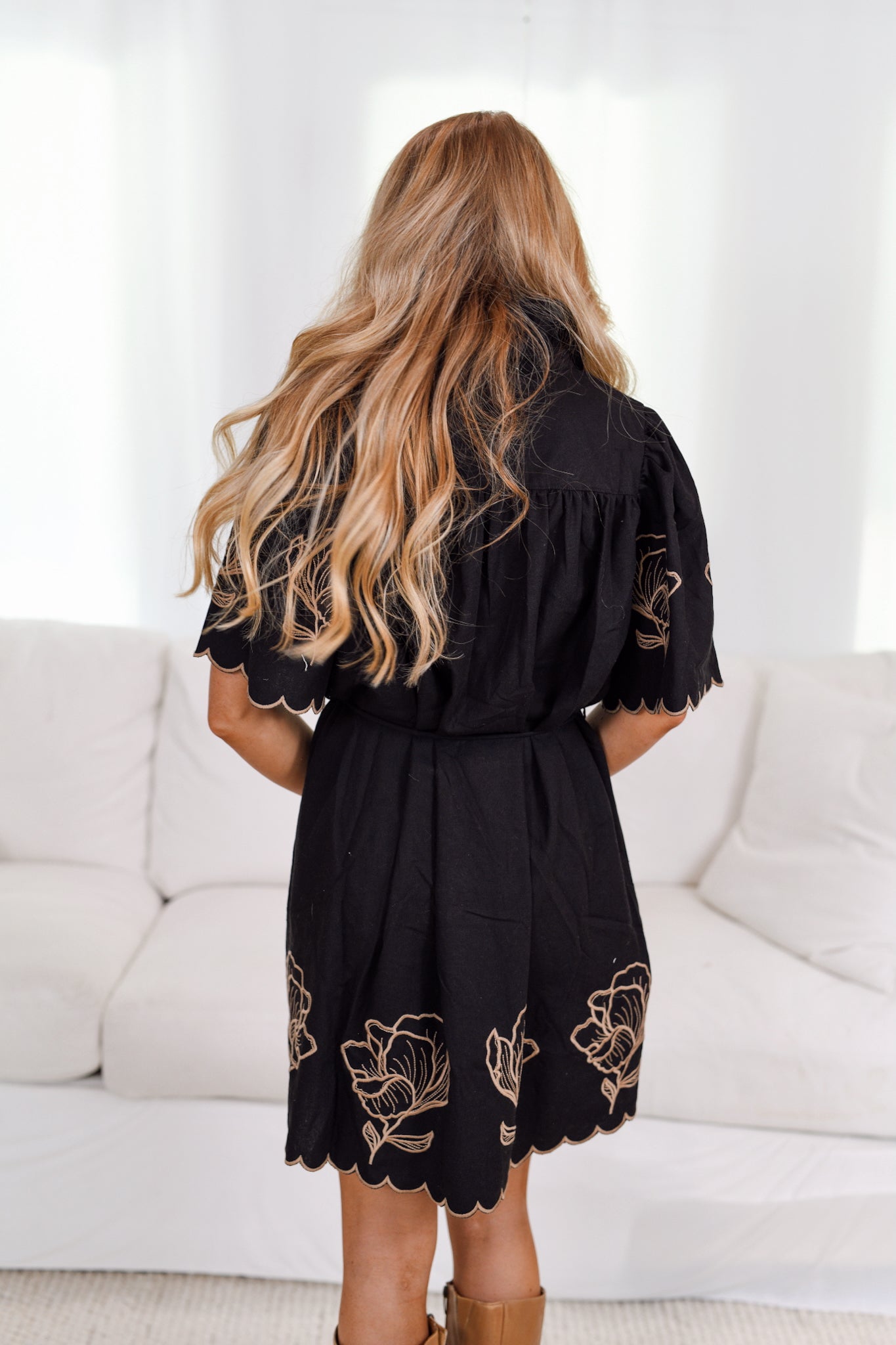 Val Floral Button Down Shift Dress - Black