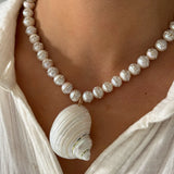 Glow Coast Necklace
