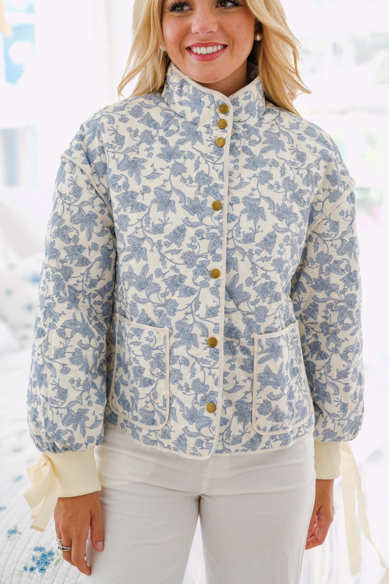 Kaylyn Quilted Jacket - Ivory Blue Floral