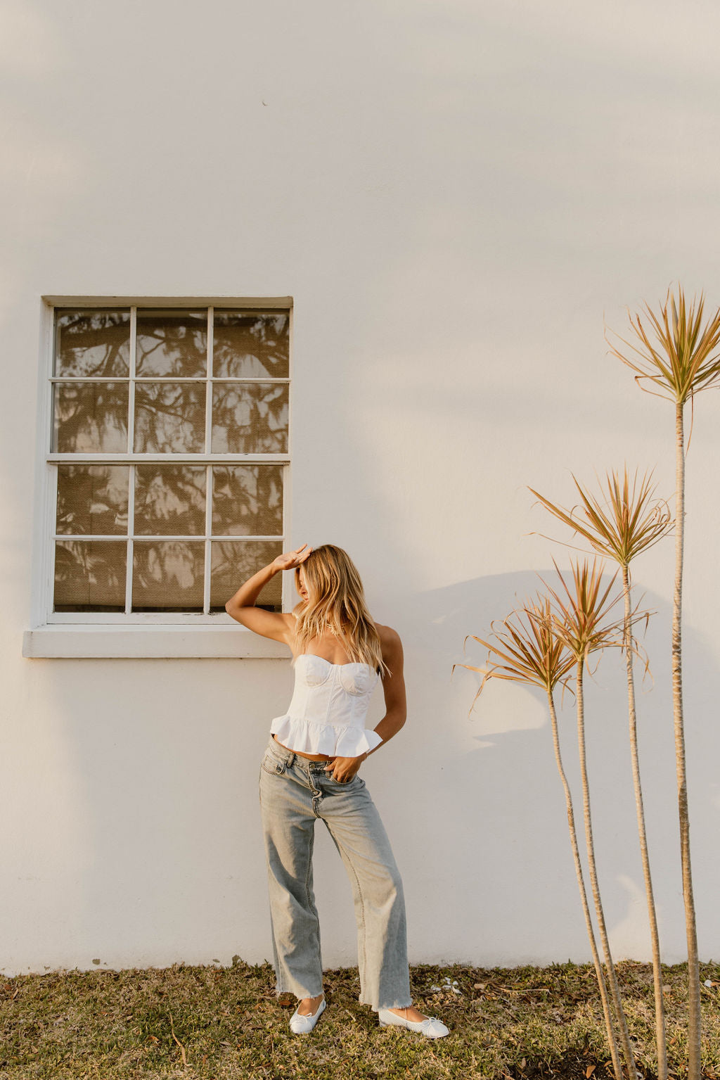 Latia Ruffled Top - White