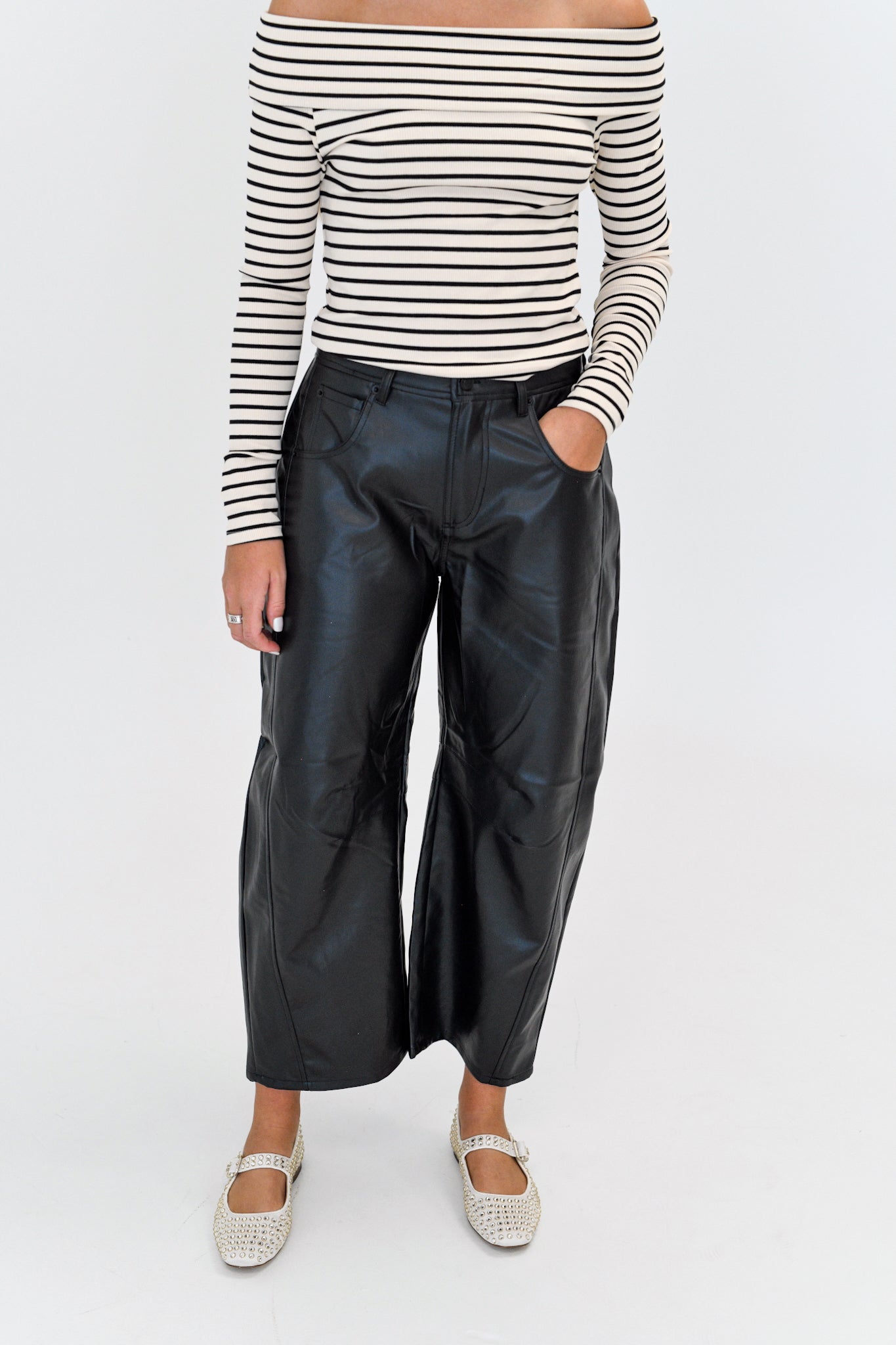 Tess Pleather Barrel Pants - Black