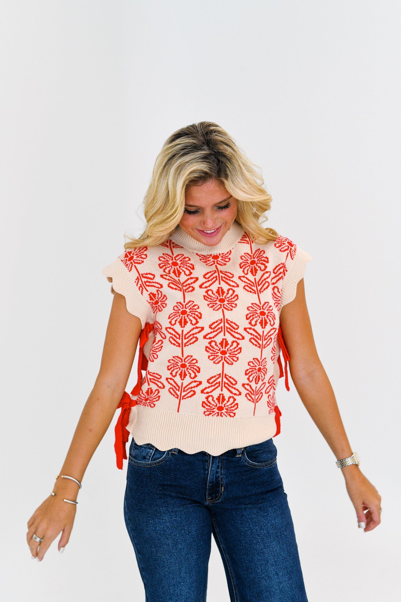 Samantha Scallop Floral Sweater Vest - Red