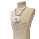 Flower Necklace Pearl - White
